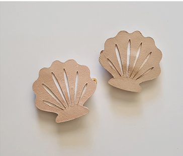 Clips - Leather Beige Shells