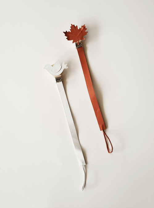 Dummy Chain - Leather Maple Leaf